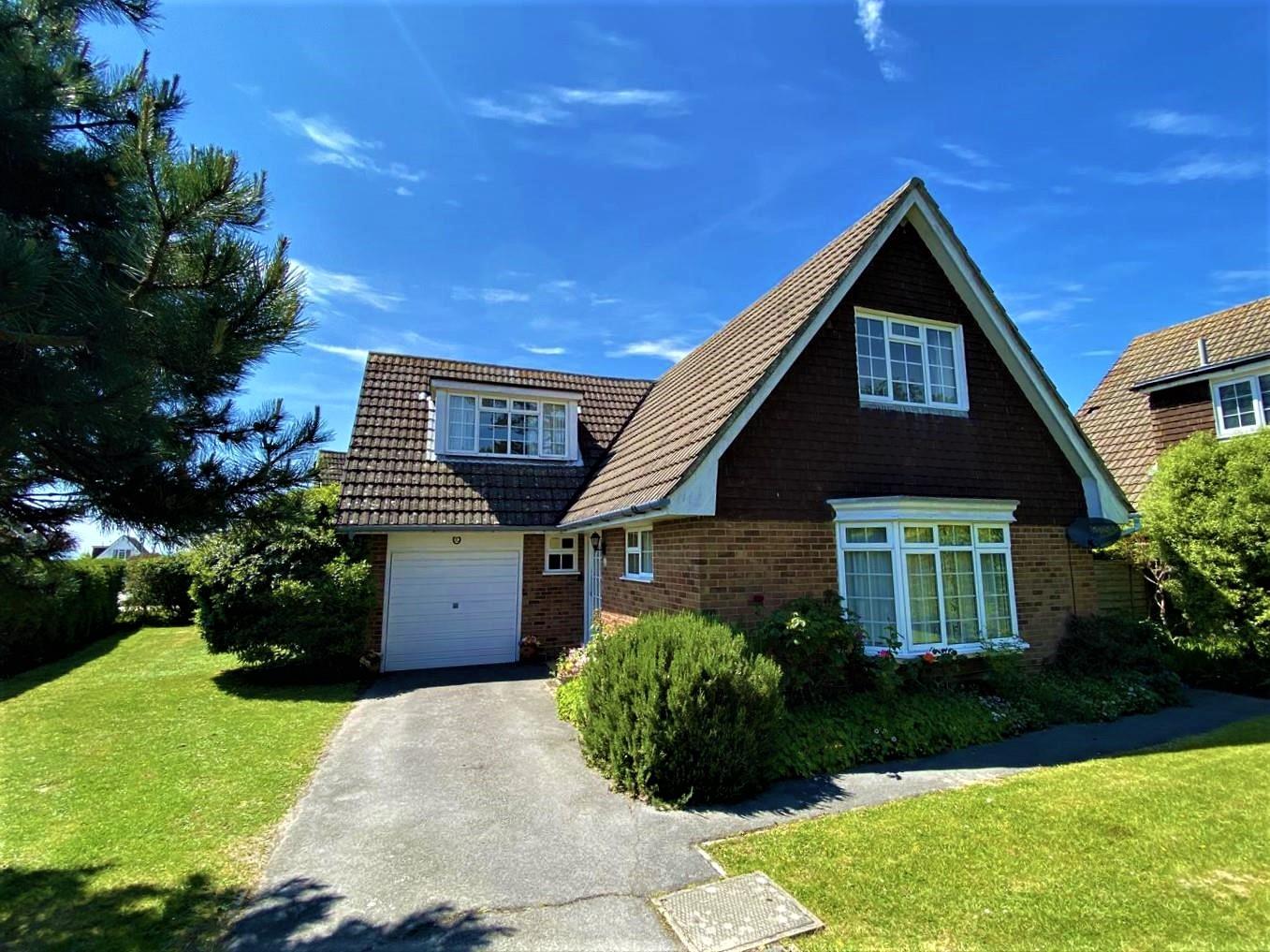 Property Details for Effingham Drive BexhillOnSea Sussex TN39 3UN